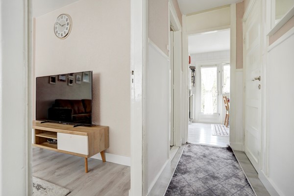 Medium property photo - Joris van der Haagenstraat 64, 2525 TS Den Haag