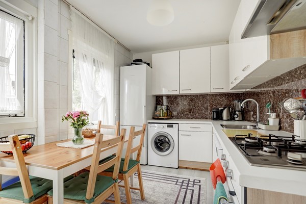Medium property photo - Joris van der Haagenstraat 64, 2525 TS Den Haag