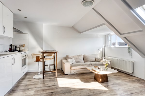 Medium property photo - De Genestetlaan 195B, 2522 LH Den Haag