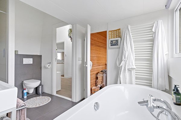 Medium property photo - Zwolsestraat 219, 2587 VC Den Haag