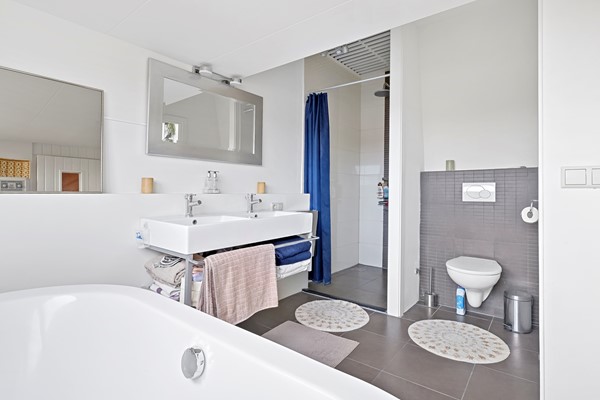 Medium property photo - Zwolsestraat 219, 2587 VC Den Haag