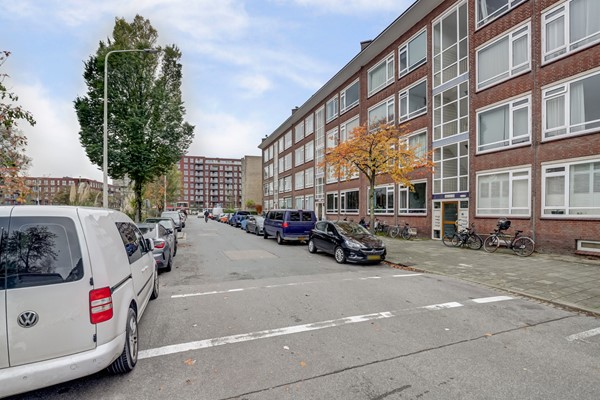 Medium property photo - Veenendaalkade 535, 2547 AN Den Haag