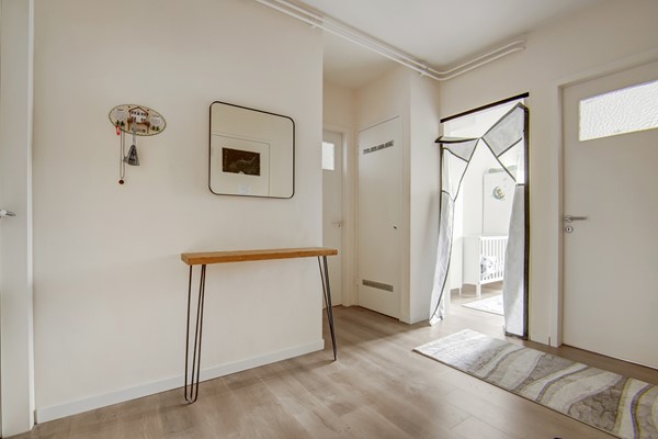 Medium property photo - Veenendaalkade 535, 2547 AN Den Haag