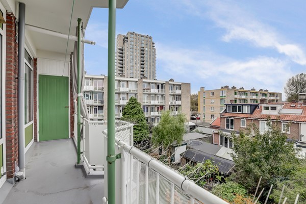 Medium property photo - Veenendaalkade 535, 2547 AN Den Haag