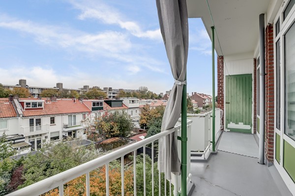 Medium property photo - Veenendaalkade 535, 2547 AN Den Haag