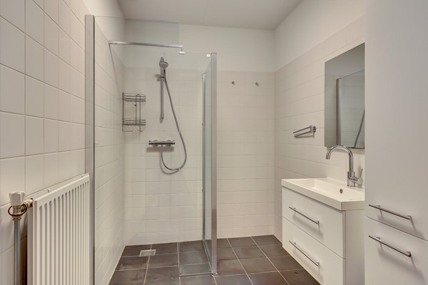 Medium property photo - Dedemsvaartweg 580, 2545 AS Den Haag