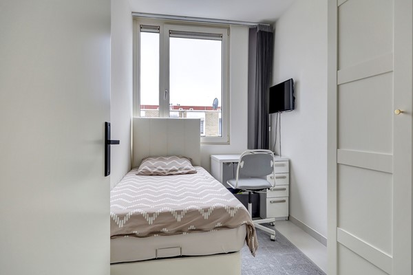 Medium property photo - Van Dijckstraat 102, 2526 SG Den Haag