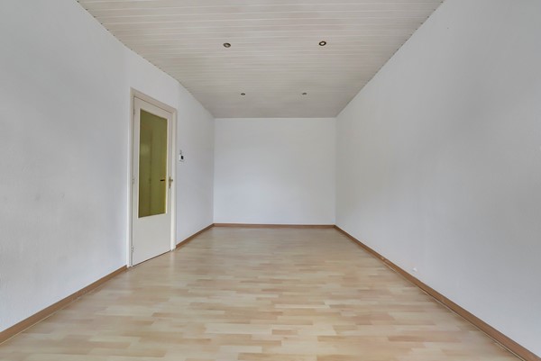 Medium property photo - Hoenderloostraat 13, 2573 RJ Den Haag
