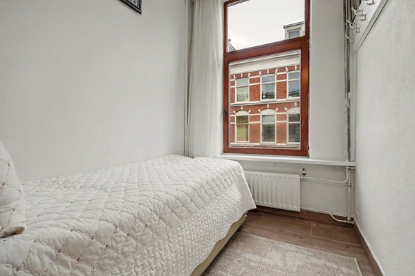 Medium property photo - Newtonstraat 385, 2562 KL Den Haag