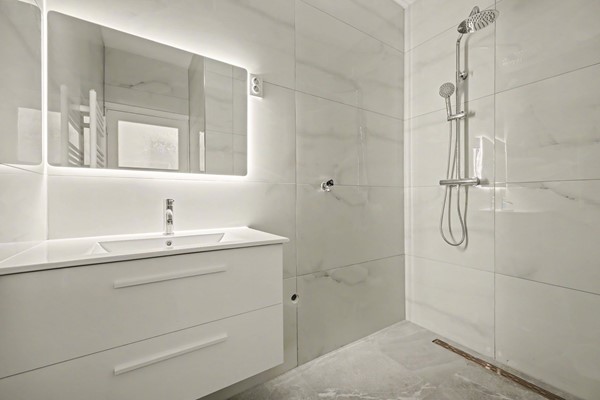 Medium property photo - Velpsestraat 81, 2573 SE Den Haag