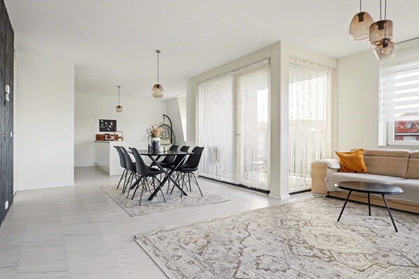 Medium property photo - Parallelweg 354, 2525 NR Den Haag