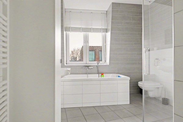 Medium property photo - Parallelweg 354, 2525 NR Den Haag