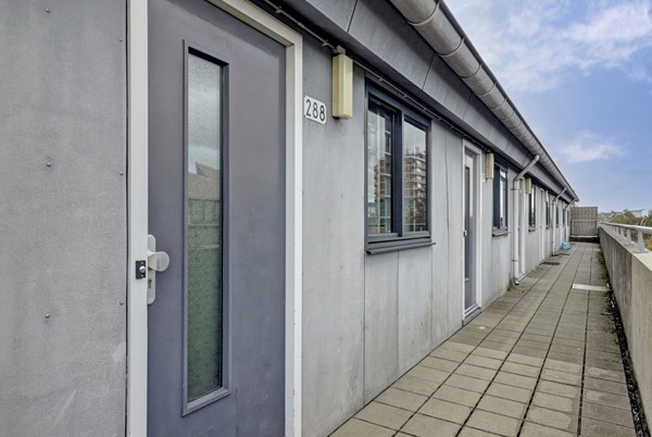 Medium property photo - Hobbemastraat 288, 2526 JX Den Haag