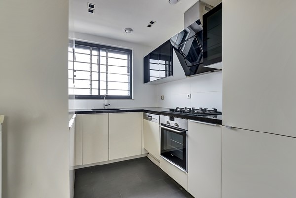 Medium property photo - Hobbemastraat 288, 2526 JX Den Haag