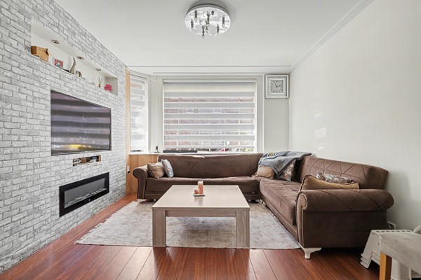 Medium property photo - Van Vlotenstraat 16, 2523 JC Den Haag