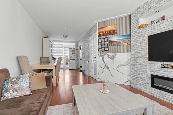 Medium property photo - Van Vlotenstraat 16, 2523 JC Den Haag