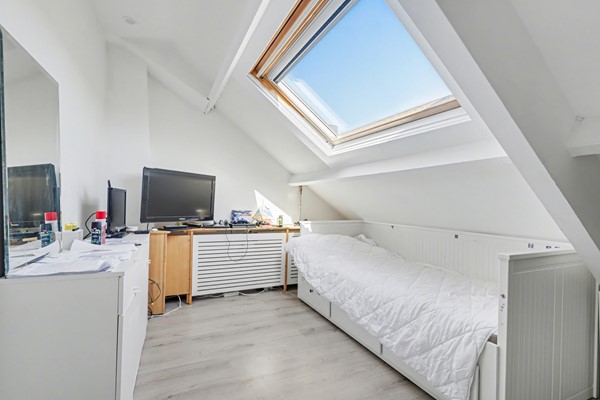 Medium property photo - Van Vlotenstraat 16, 2523 JC Den Haag