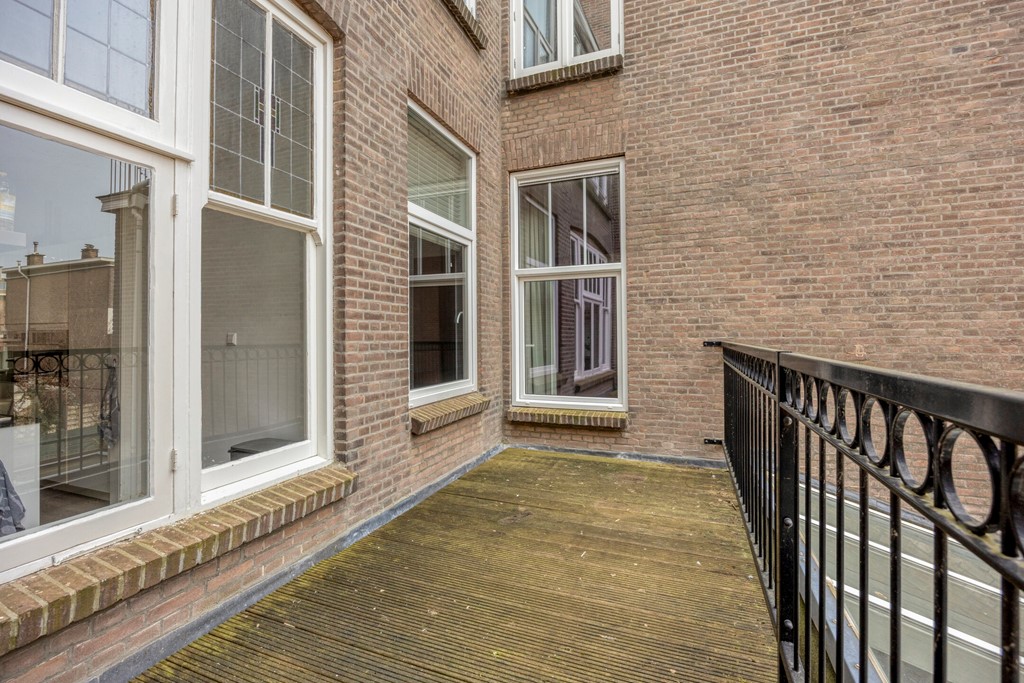 Pijnboomstraat92565zhsGravenhageNL-35.jpg