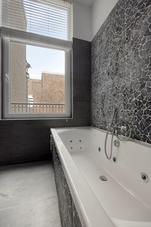 Medium property photo - Pijnboomstraat 9, 2565 ZH Den Haag