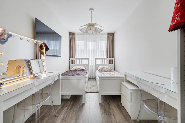 Medium property photo - Ferdinand Bolstraat 113, 2525 XL Den Haag