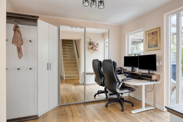 Medium property photo - Dr. L.J. Rogierstraat 98, 2552 LB Den Haag