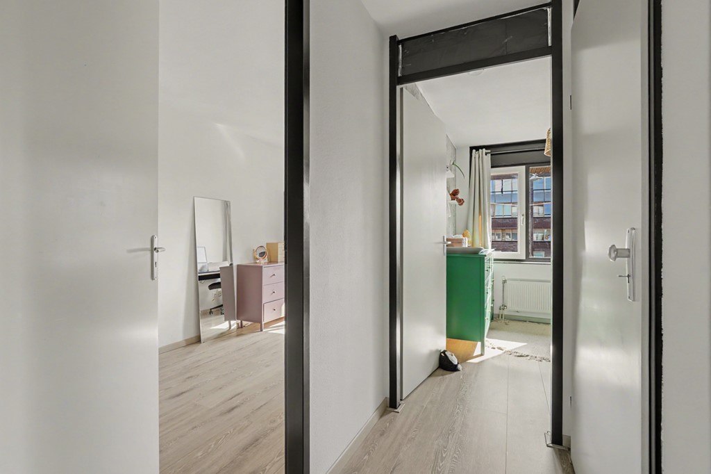 22_S_GRAVENHAGE_2561_RX_Madame_Curieplein_12.JPG