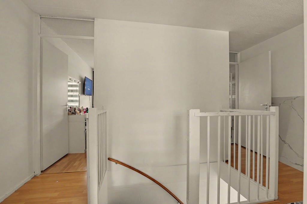 14_S_GRAVENHAGE_2574_XG_Hilversumsestraat_8_E.jpg