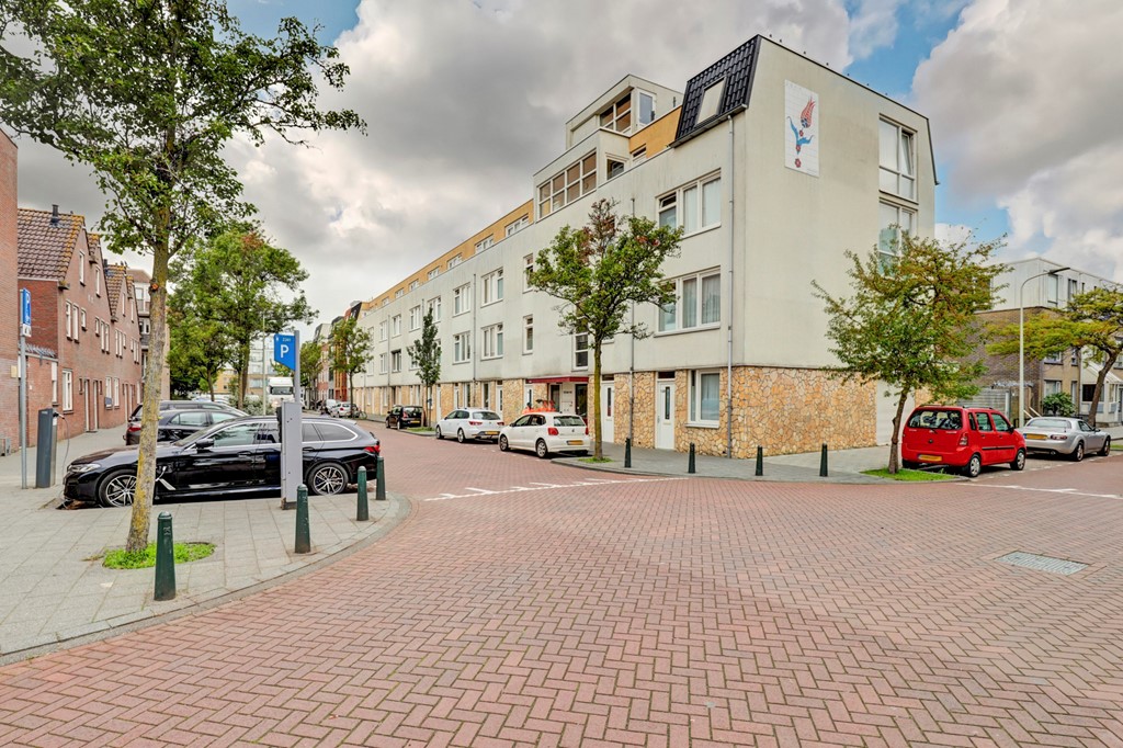25_S_GRAVENHAGE_2548_HV_Van_Dijckstraat_136.jpg