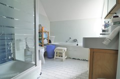 Badkamer - Johan Frisolaan 33.jpg