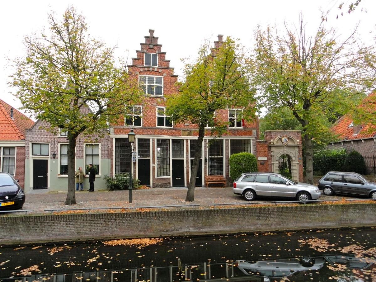 Bekijk foto 1/23 van house in Hoorn