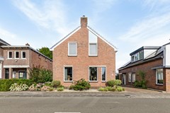 Verkocht: Vrijstaande goed onderhouden woning met Garage !