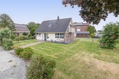 Te koop: Slaapkamer en badkamer op begane grond, én op steenworp afstand van voorzieningen ! 