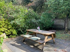 Wiltsangh 41-104, 8072 PK Nunspeet - Boshuisje-Canalla-achteruin-picknicktafel.jpg