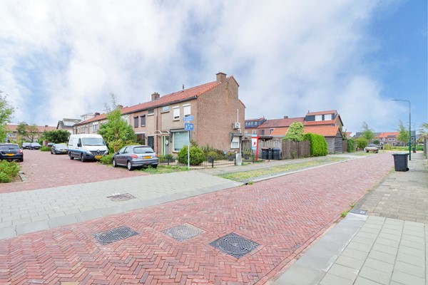 Medium property photo - Floris van Dijckstraat 6, 3751 VS Bunschoten-Spakenburg