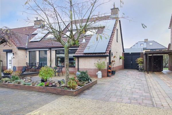 Onder bod: Botter 101, 3751ZC Bunschoten-Spakenburg