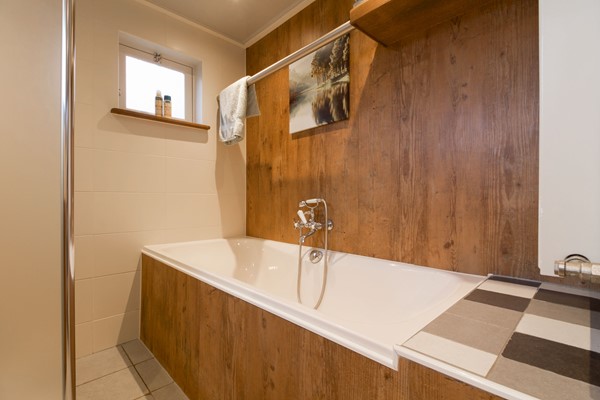 Medium property photo - Koningin Emmastraat 17, 3751 CH Bunschoten-Spakenburg