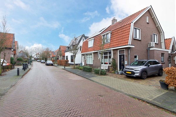 Medium property photo - Koningin Emmastraat 17, 3751 CH Bunschoten-Spakenburg