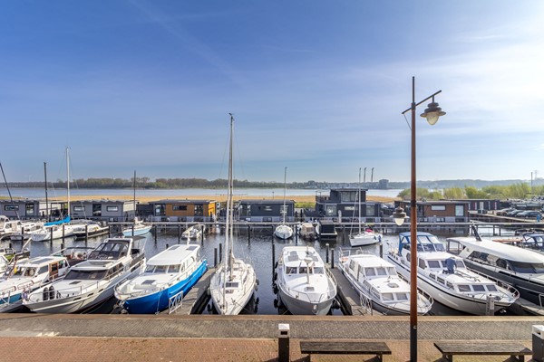 Medium property photo - Zuiderzeeboulevard 69, 3751 HC Bunschoten-Spakenburg