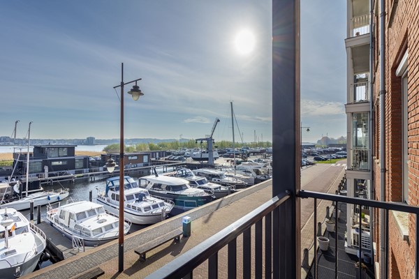 Medium property photo - Zuiderzeeboulevard 69, 3751 HC Bunschoten-Spakenburg