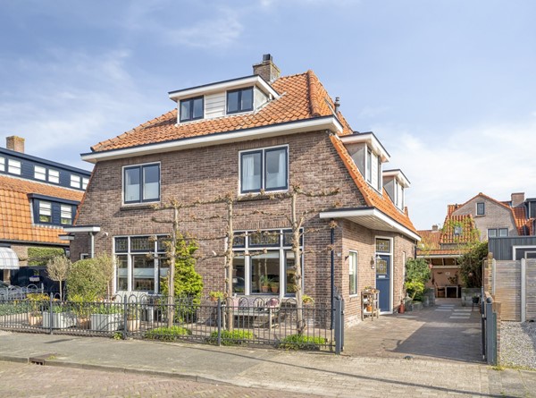 BunschotenSpakenburgPrinsesJulianastraat21MeerwaerdeMakelaars-03-1.jpg