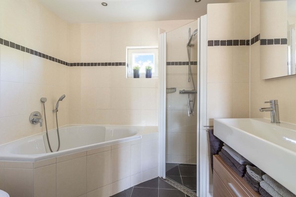 Medium property photo - Berkenstraat 20, 3752 CS Bunschoten-Spakenburg