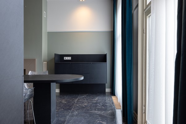 Medium property photo - Koningin Emmaplein 15C, 3016 AB Rotterdam