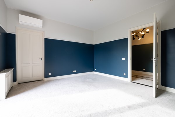 Medium property photo - Koningin Emmaplein 15C, 3016 AB Rotterdam