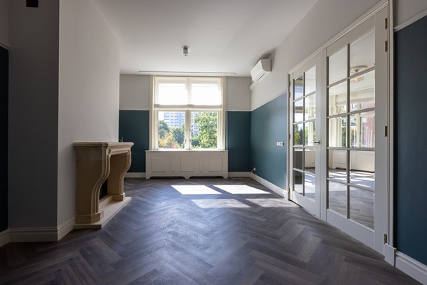Medium property photo - Koningin Emmaplein 15C, 3016 AB Rotterdam