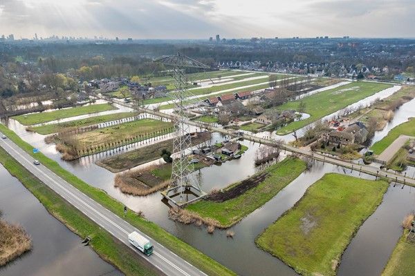 Medium property photo - 's-Gravenweg, 2911 CD Nieuwerkerk aan den IJssel