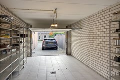 garage2.jpg