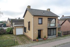 Nieuw in verkoop:Houtstraat 122, 6102 BL Echt - Foto