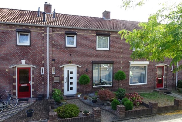 Van Wevelickhovenstraat 60, Tegelen
