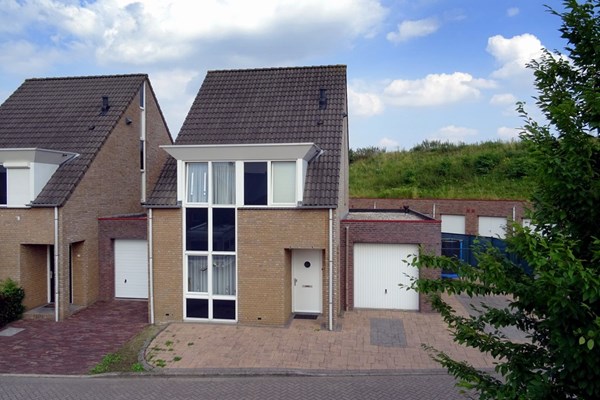 Zilverplak 2, Tegelen