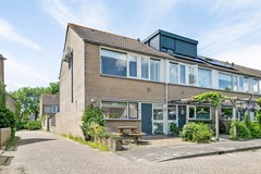 Verkocht onder voorbehoud: Gemoderniseerde Hoek-Eindwoning in topconditie !